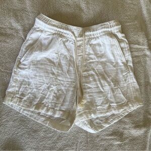Old Navy white Cotton drawstring shorts size XS